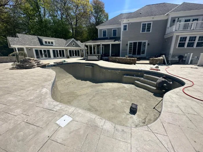 Swimming pool showcase project 40 by Aqua Perfect Pools